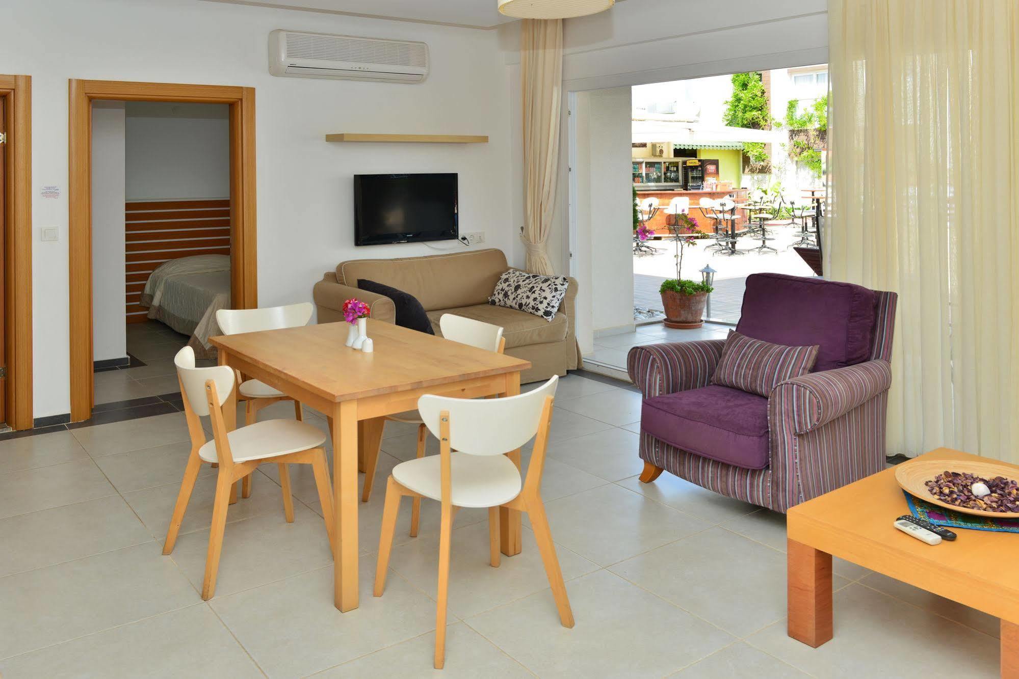 Odyssey Residence Apartments 페티예 외부 사진